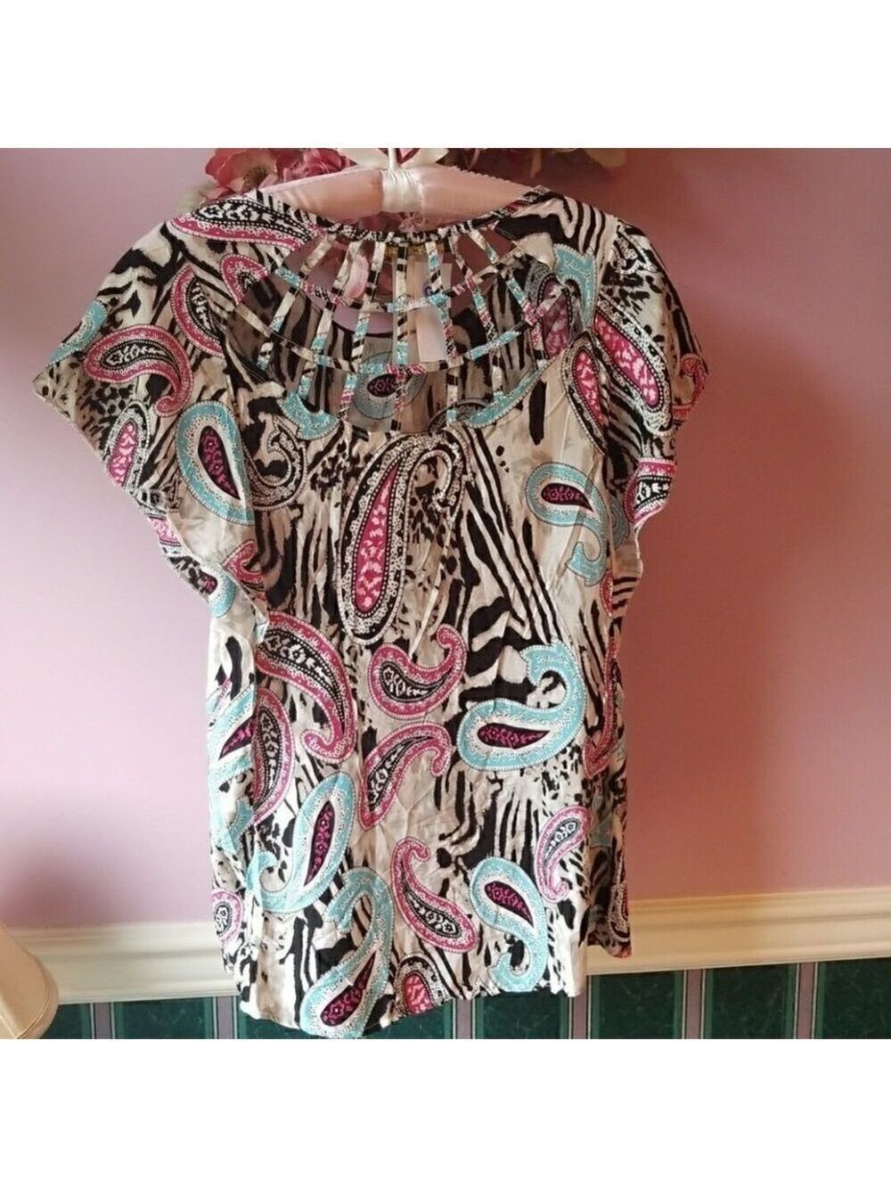 𝅺New Watercolor Paisley Tribal Ladies Blouse By OVBOILI  NWT Beaded Neckline - Picture 5 of 10